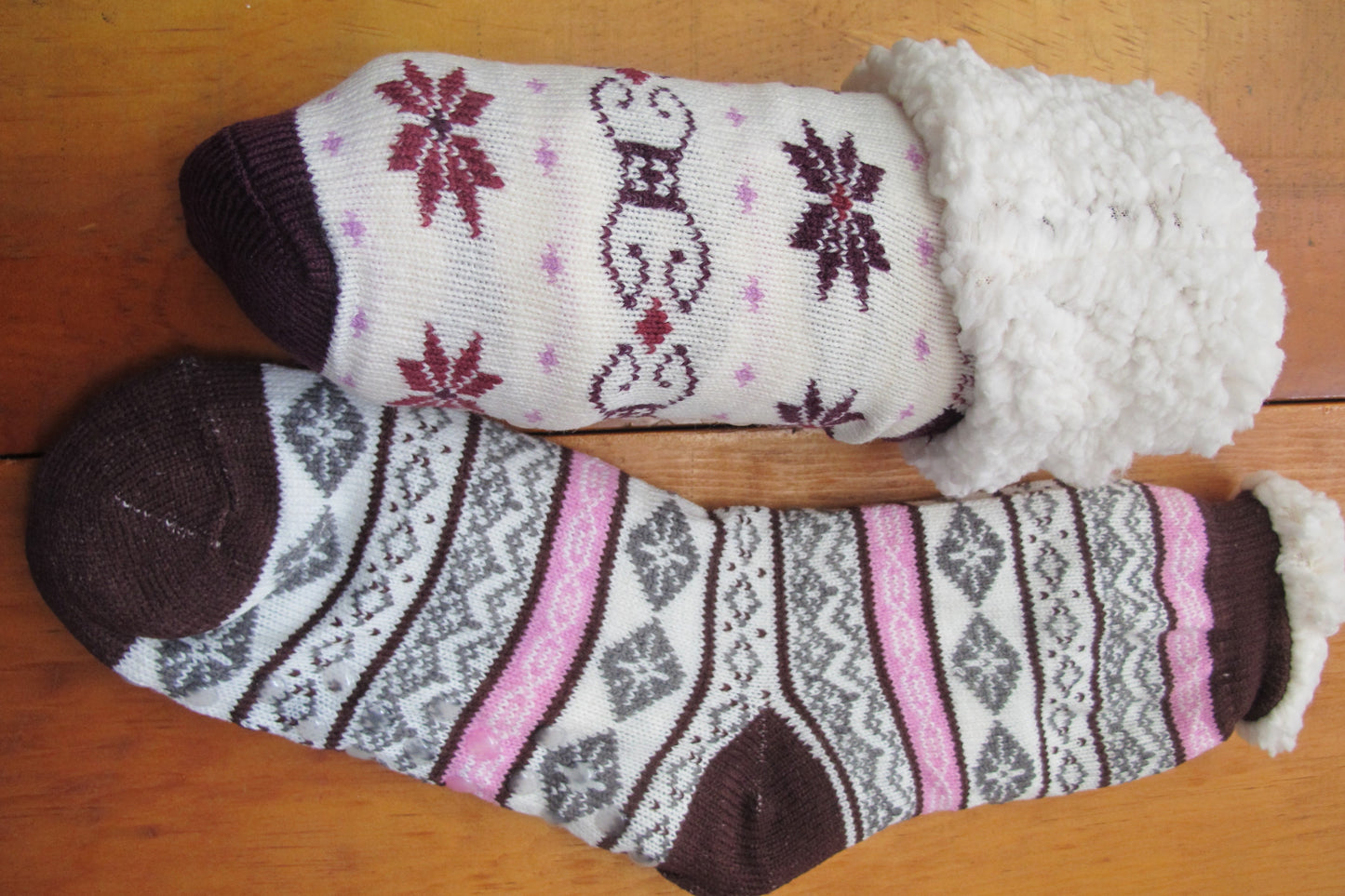Sherpa-Lined Cabin Socks.  Purple, grey and light purple color.  Snowflake and fairisle design